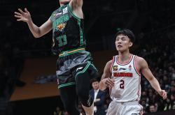 开云体育 -包含赛地聚焦：CBA常规赛集结日热度飙升，辽宁本钢状态回暖，气氛紧张，阵容厚度经受考验的词条